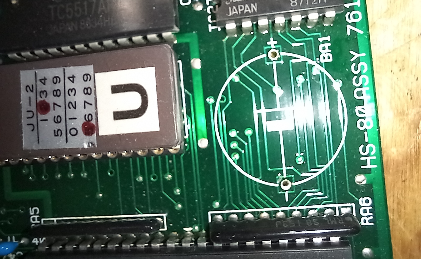 Alpha Juno entlötete Batterie