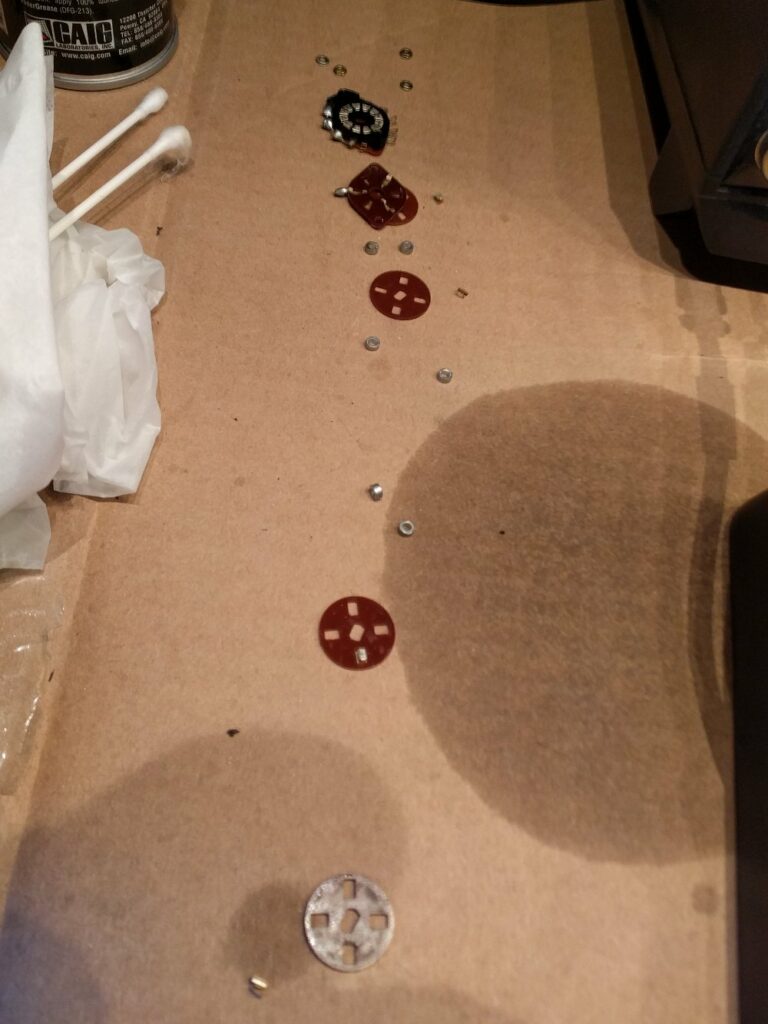 Roland RE-201 Space Echo Rotary Switch Disassemly