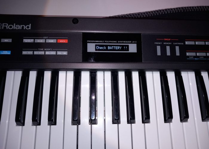 Neues OLED Display in weiss mit starker Hintergrundbeleuchtung